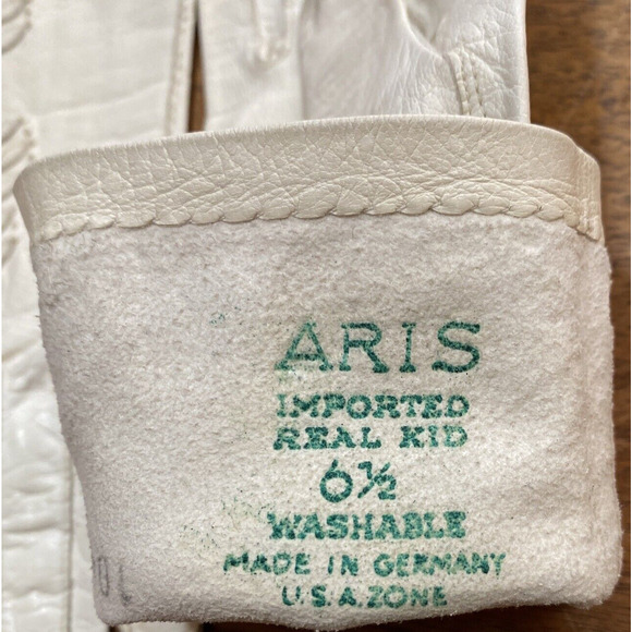 Vintage 1940’s White Kid Leather Gloves Aris Germany Size 6.5 Appliqué Wedding - Picture 8 of 8